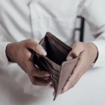 O Que Fazer Quando o Cliente Atrasa o Pagamento: Como cobrar cliente inadimplente?