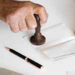 O que é Carta de Anuência de Protesto: como emitir e modelos prontos de carta