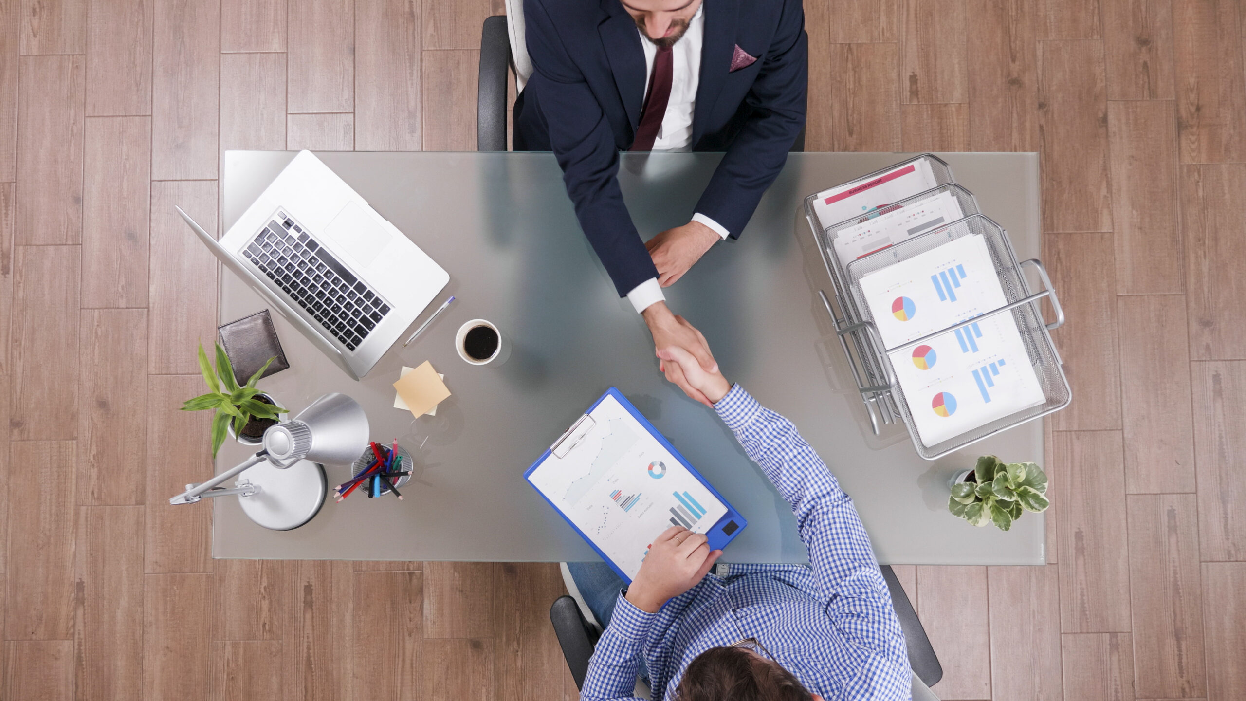 Como cobrar com eficiência e manter o bom relacionamento com o cliente?