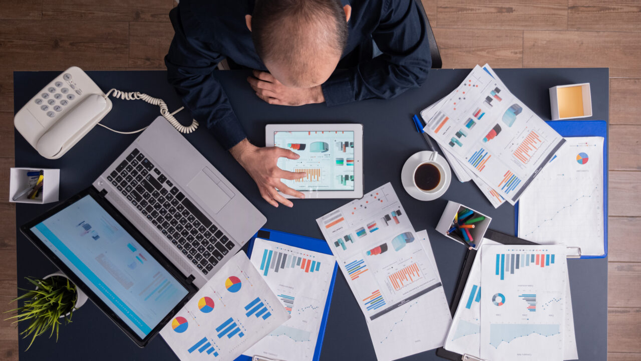 Inadimplência empresarial no Brasil bate recorde histórico em 2025