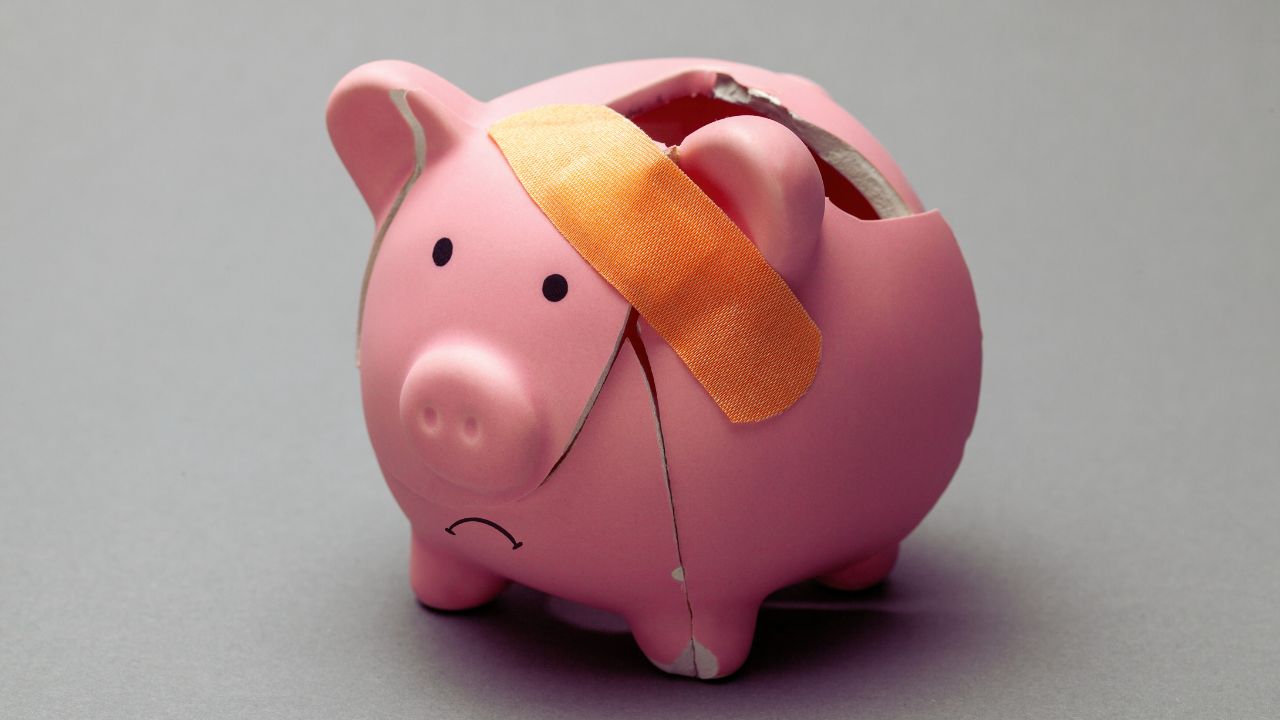 Quanto custa cobrar clientes manualmente?