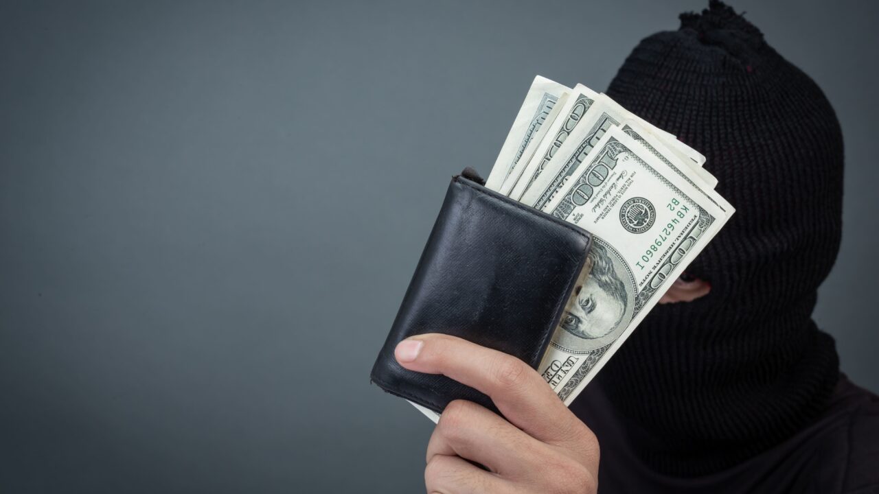 Prevenção de fraudes em FIDCs: como a gestão de recebíveis ajuda a reduzir riscos
